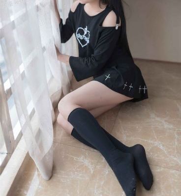 欧美吉他民谣女歌手_720高清视频播放