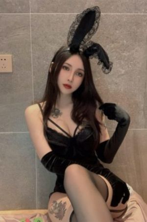 欧美明星喝醉_HD免费观看最新