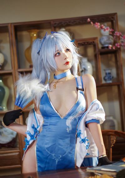 国产区精品cosplay粉嫩_电影在线观看