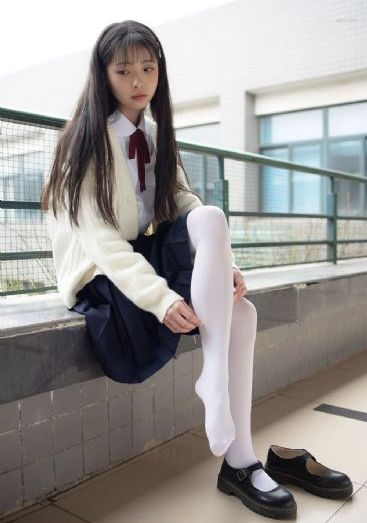 国产2卡3卡4卡卡创美_720在线手机播放
