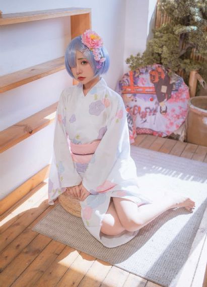 欧美火辣女孩视频下载_BD英语高清视频播放