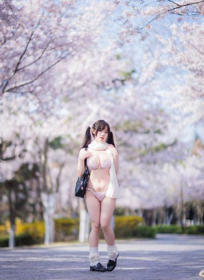 欧美潮牌t恤短袖男女_DVD日本电影免费