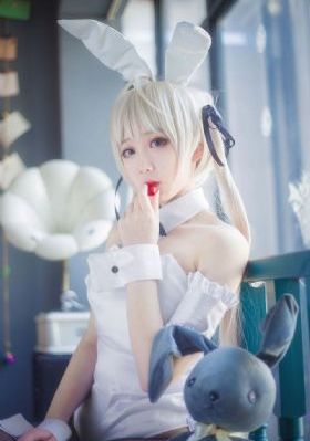 国产美女白丝袜精品_1080P在线播放