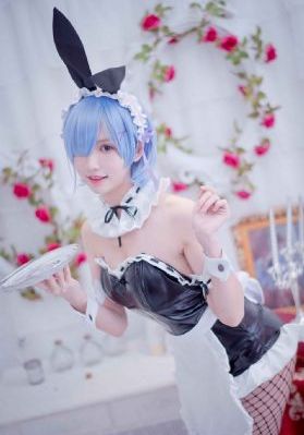 欧美扶她3d_720高清在线观看